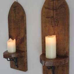 Pair Of 80 cm Tall Gothic Arch/Church Window Design Rustic Reclaimed Plank Wood Wall Sconces Candlholders With Carved Cross Crucifix - thumbnail 2