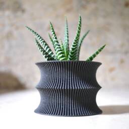 "Mid Century Modern Wood Finish Planter ""Curvy Black"