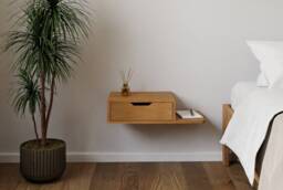 Floating Bedside Table With Drawer & Shelf Made Of Solid Oak - Bodil