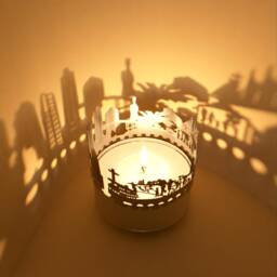San Diego Skyline Shadow Play Captivating Candle Attachment With Detailed Silhouette Projection - Perfect Souvenir For Fans - thumbnail 2