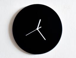 Simply Circle - Modern Wall Clock