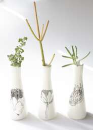 Ceramic Vase - Slumbering Fox - thumbnail 2
