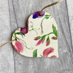 Emma Bridgewater Sweet Pea Bunting, Wooden Floral Garland, Botanical Wall Decor For Mothers Day - thumbnail 3