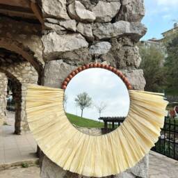 Raffia Sunburst Mirror, Coastal Boho Wall Decor - thumbnail 2