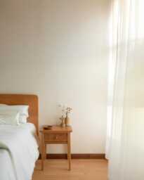 Oak Bedside Table/Nightstand With Draw