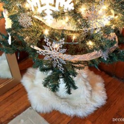 Faux Sheepskin Christmas Tree Skirt - Shaggy Fur, Handmade Usa - thumbnail 2