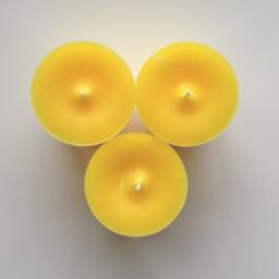 Creme Brulee Strong Scented Yellow Votive Candle - thumbnail 2