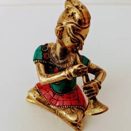 Musicians - Set Of 2 Brass Statue in Coral Stone Work - thumbnail 3