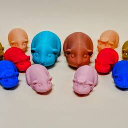 Guinea Pig Figurine - Custom Colour Display Model With Breed Options - thumbnail 3