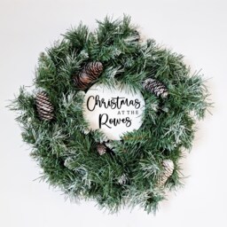 Personalised Christmas Wreath Sign - Family Home Decoration Door - thumbnail 1