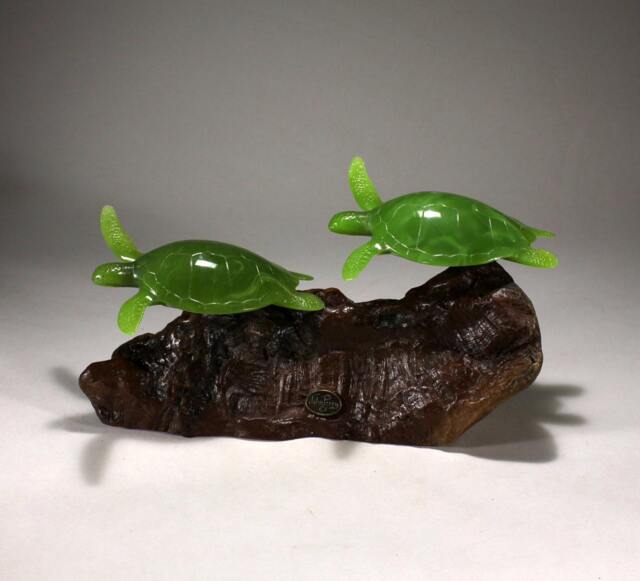 Sea Turtle Sculpture By John Perry Duo Jade On Burlwood Statue Decor - image 1