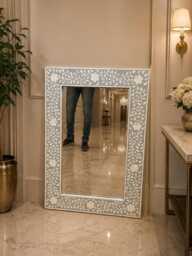 Black & Bone Inlay Floral Pattern Mirror Frame With Complimentary - thumbnail 1
