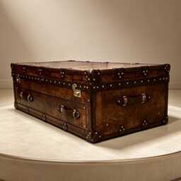 Handmade Leather Steamer Trunk Coffee Table, Luxury Storage Ottoman With Antique Brass Hardware - thumbnail 2