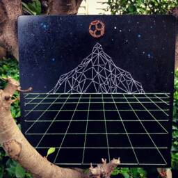 Uv String Art???Mountain???With Acrylic Painting, 30x30cm, Illusion 3D, Starry Sky, Handmade Psychedelic Decor, Wall Hanging, Fluorescent, Geometry - thumbnail 4