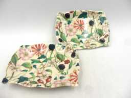 A Pair Of Soap Dishes in Hedgerow Bramble Design By Heron Cross Pottery - thumbnail 1
