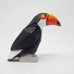 Toucan Wooden Figurine - Hand-Carved Tropical Bird Decor Gift - thumbnail 3