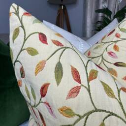 Voyage Fabric, Cervino - Classic Leaf Trail Tapestry Cushion Cover, Pillow High Quality Handmade/Worldwide Shipping - thumbnail 2