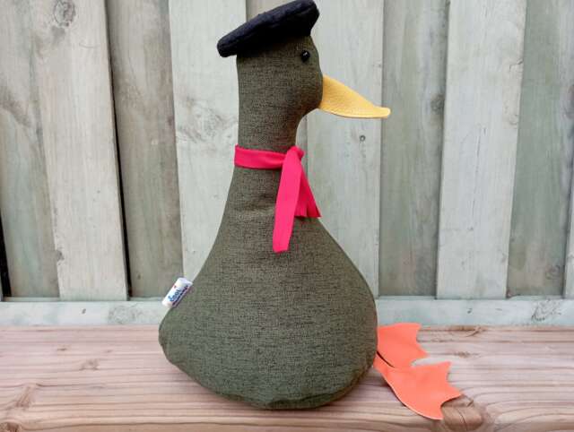 Cool Canard Doorstop/Bookend. Army Green Olive - Diy Funny Doorstops Duck Decor House Warming Unique Gift Fun Home Accent - image 1