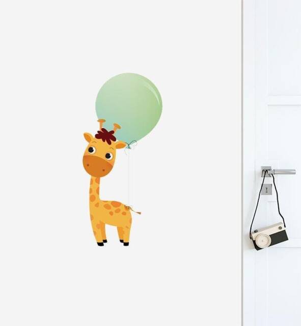 Giraffe With Big Balloon Wall Sticker Decal - Nursery Stickers, Animal Decals, Home Decor, Baby Room, Art, Girl, Boy