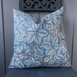 William Morris Luxury Designer Bramble Red Blue Vintage Cushion Pillow Sofa Cover - thumbnail 3