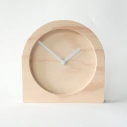 Modern Wooden Desk Clock Silent Analog Mantle Clock