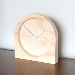 Modern Wooden Desk Clock Silent Analog Mantle Clock - thumbnail 3