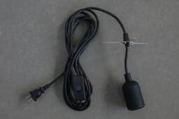 Plug-In Pendant Lamp Kit With Lampshade Holder & Switch - thumbnail 1