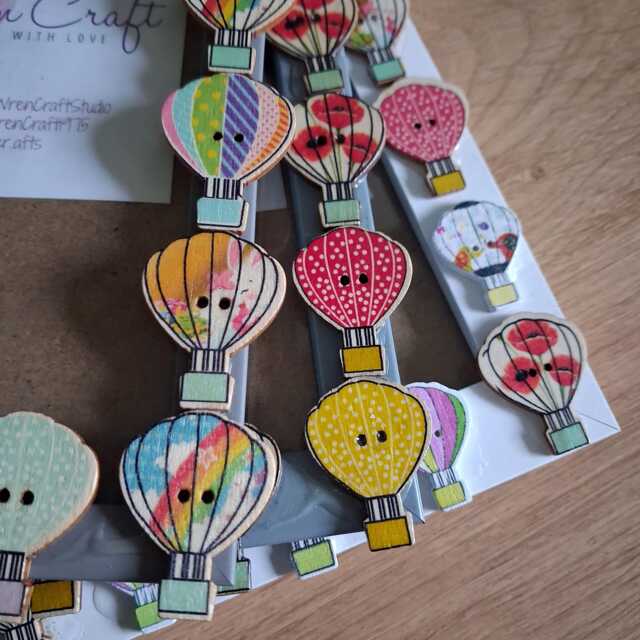 Colourful Wooden Hot Air Balloon Button Photo Frame 4 X 6 Inches - image 1