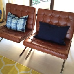 Linen Pillow Cover Hand Dyed With Natural Indigo Shibori Pattern - thumbnail 3