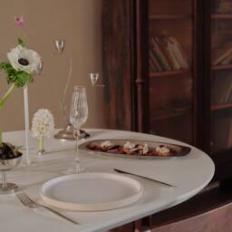 Botticelli Dining Table - thumbnail 3