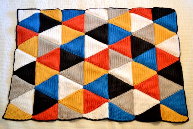 Crochet Triangle Blanket Pattern - image 1