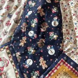 Large Christmas Tree Skirt, 72 Inch Diameter, Snowman, Dianna Marcum Fabric, Recipes, Real Tree, Snowflakes, Navy, Hearts, Quilted - thumbnail 4