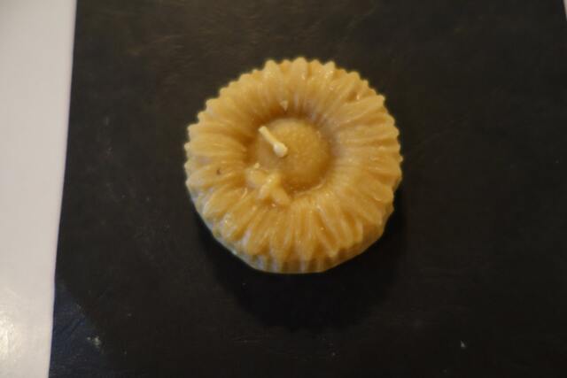 "Natural Bee Wax Candle ""Sunflower & Bee"