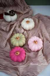Handmade 3D Pumpkin Candle Halloween Decor, Soy-Beeswax Blend - thumbnail 1
