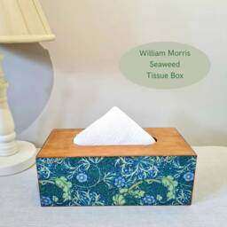 William Morris Seaweed Tissue Cover, Large Wooden Floral Green & Blue Box - thumbnail 3