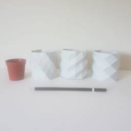 Set Of 3 Indoor Planters For Cacti & Fresh Herbs - thumbnail 2