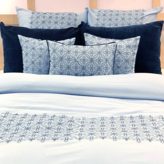 King, Queen & Twin Size Blue Decorative Duvet Cover Set, Velvet Embroidery, Geometric Modern - Embrodiery - image 1
