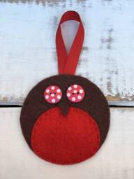 Robin Christmas Decoration, Traditional Stitched Felt Tree Ornament - thumbnail 1