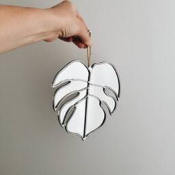 Monstera Tropical Leaf Mirror With Brass Detail - Stained Glass Wall Hanging - thumbnail 2