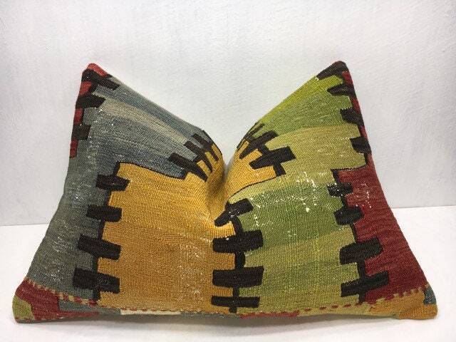 Vintage Turkish Kilim Pillow Cover, Handwoven Accent - 16x24 - image 1