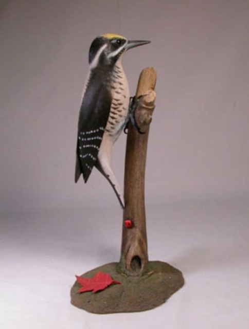 Three-Toed Woodpecker Hand Carved Wooden Bird - image 1