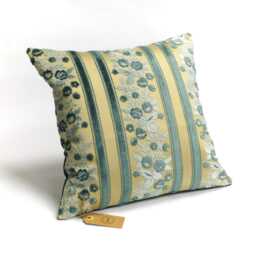 Vintage Blue Velvet Pillow Cover - Handmade Floral Accent 16x16 - thumbnail 2