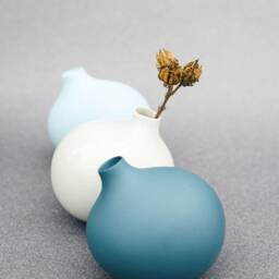 Porcelain Design Vase/Round Vase Navy/ White Imo/Porcelain Flower Holder/Round Shape Vase/ Easter Decoration/ Tablesetting Decor - thumbnail 2