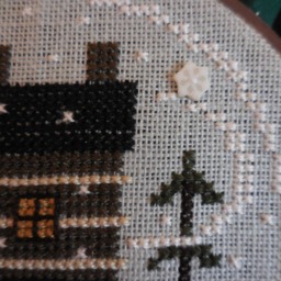 Cabin in A Globe Wall Hanging - thumbnail 3