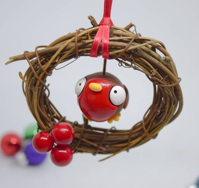 Robin Ornament, Mini Christmas Wreath, When Robins Appear, Tree Decoration - image 1