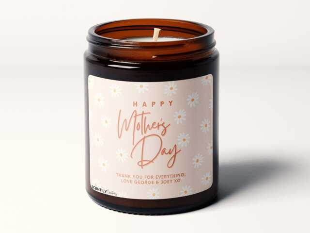 Mothers Day Gift Daisy Flowers Personalised Message Soy Wax Candle - image 1