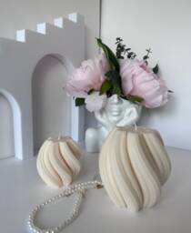 Handmade Swirl Soy Wax Candle Glam Home Decor Art - thumbnail 1