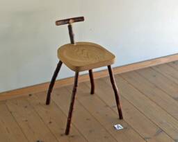 T-Shaped Chair A - thumbnail 1