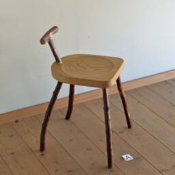 T-Shaped Chair A - thumbnail 2