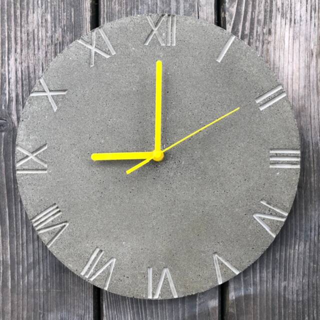 Zb2 Gray Concrete Clock, Yellow Hands, Roman Numerals